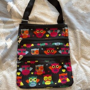 Colorful Owl Print Women's Bag
